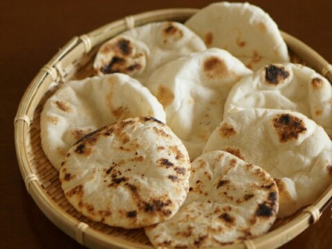 フライパンで フラットブレッド